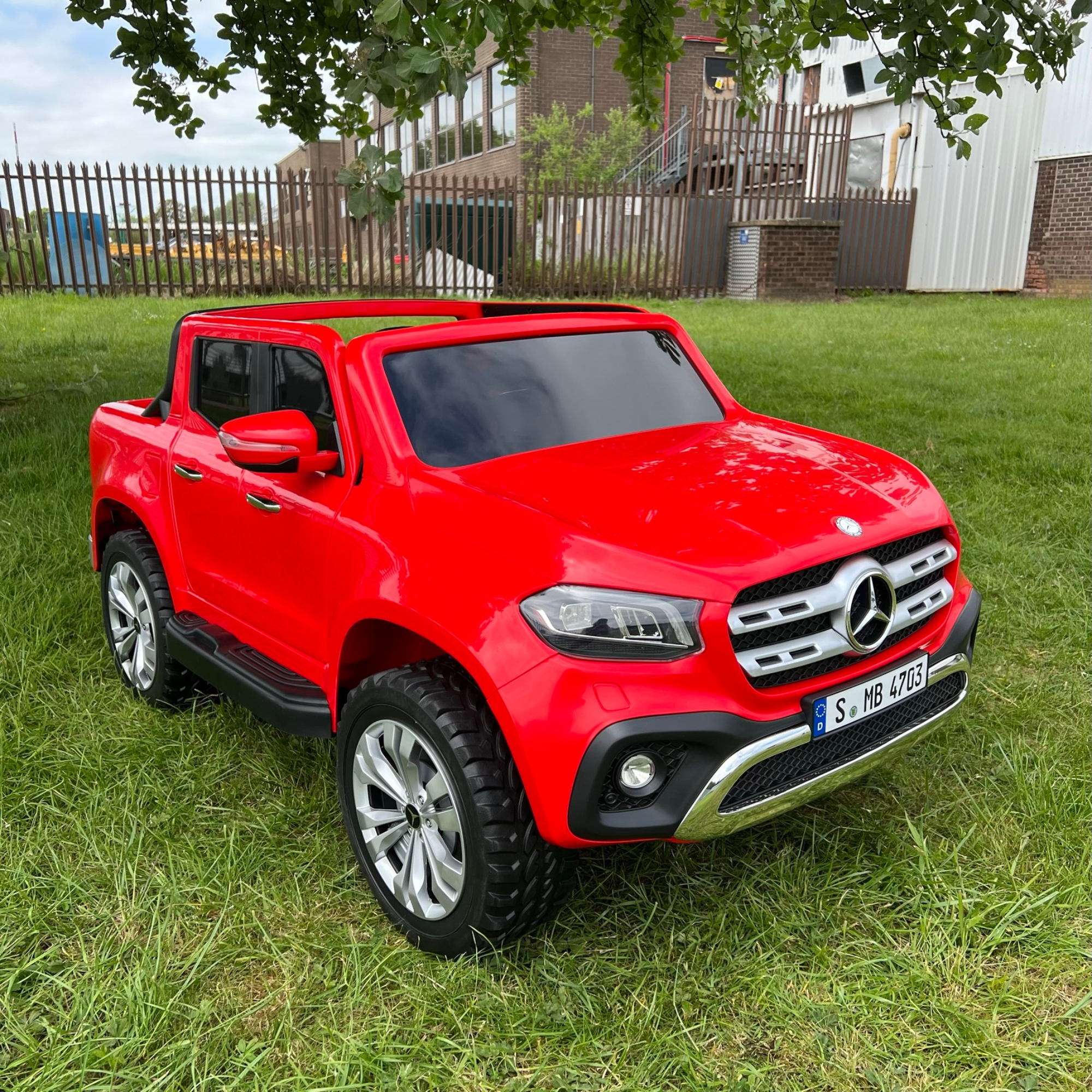 24V Mercedes Benz X Class