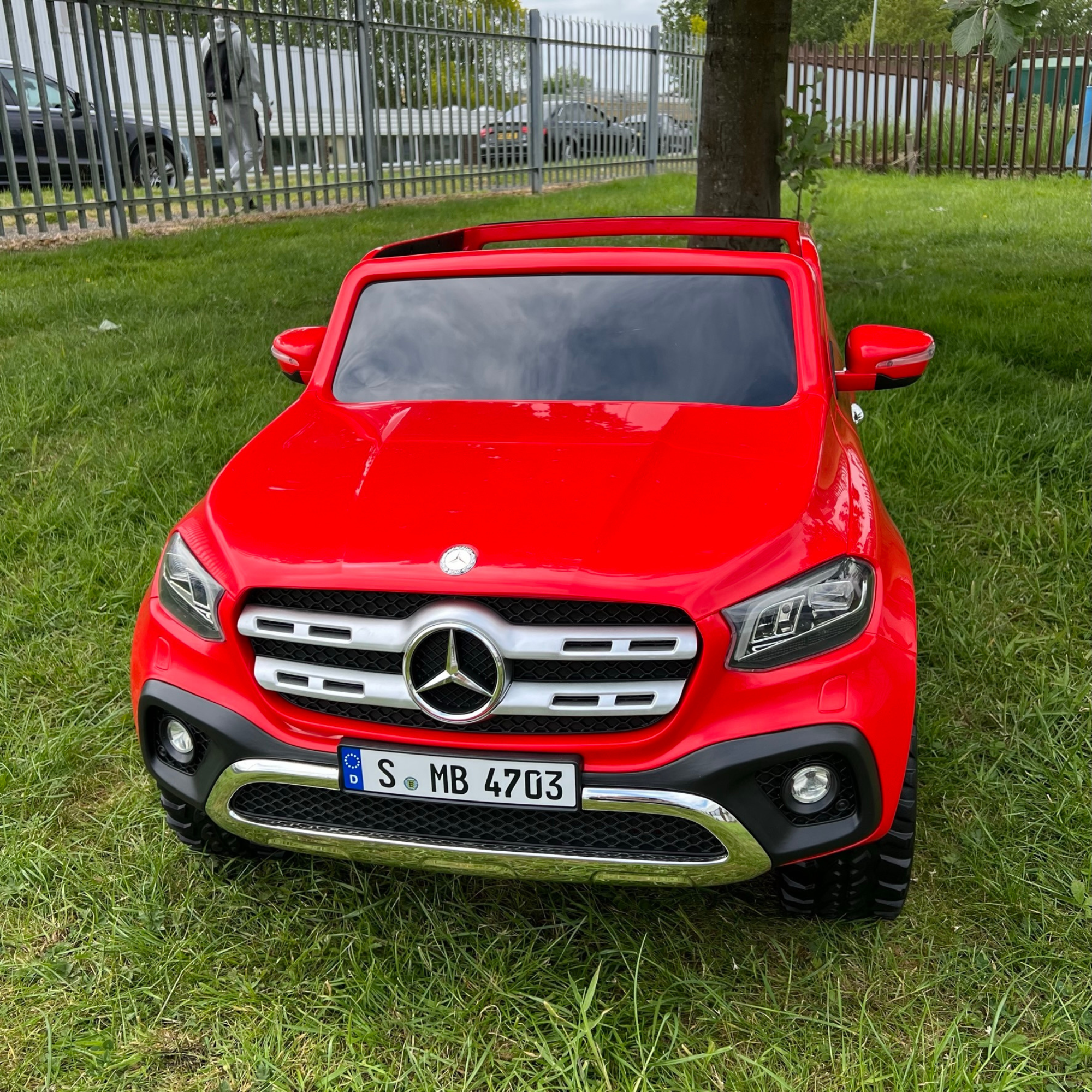 24V Mercedes Benz X Class