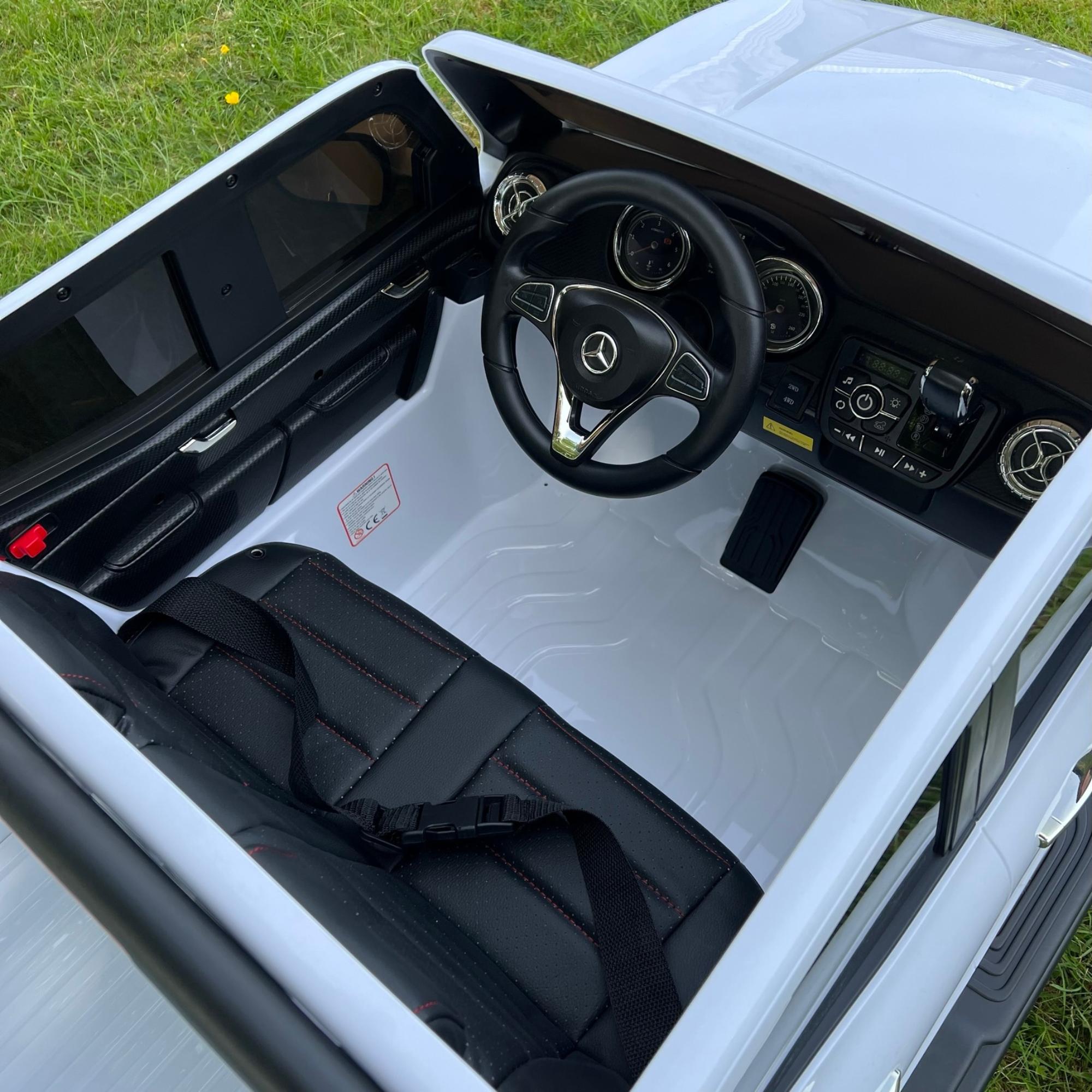 24V Mercedes Benz X Class