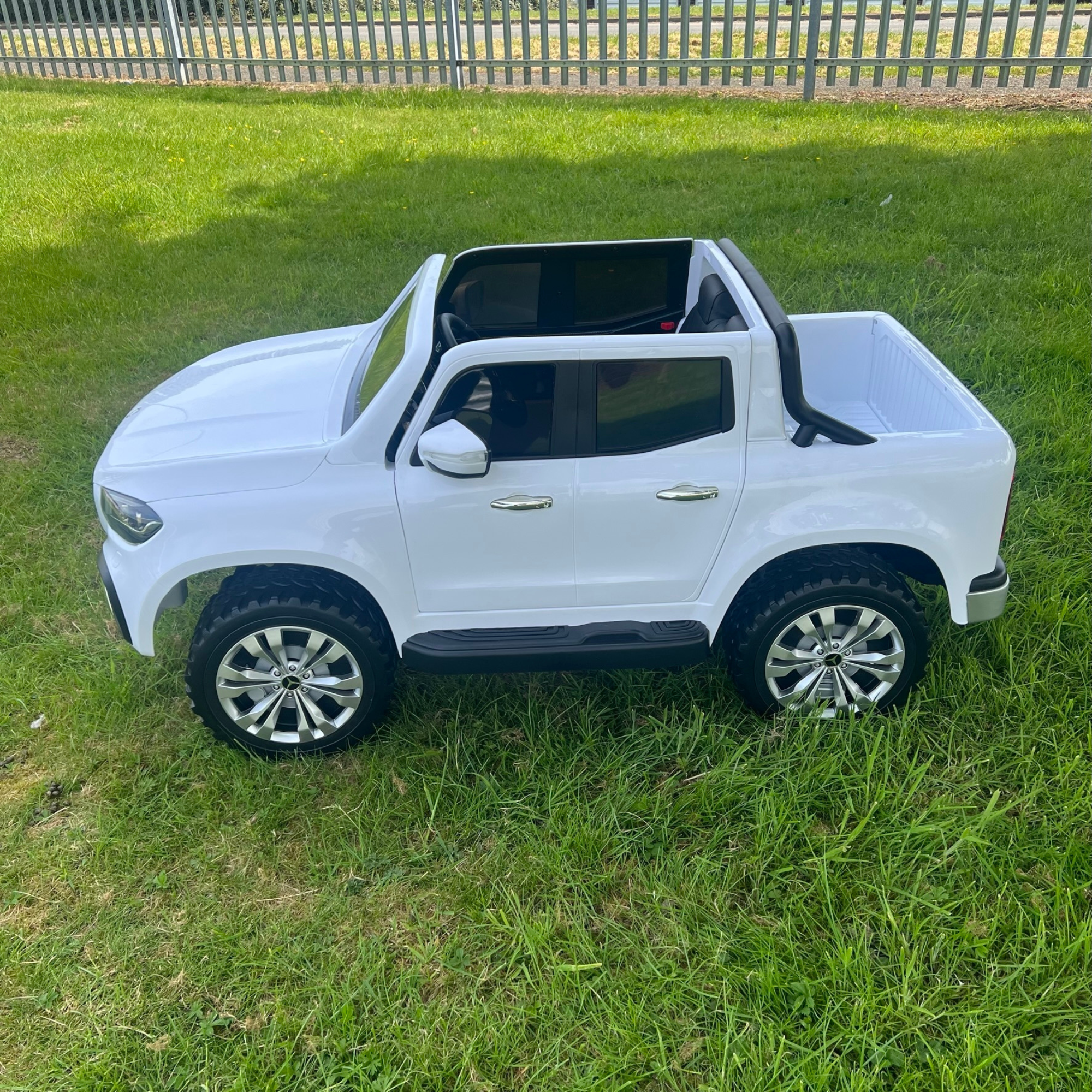 24V Mercedes Benz X Class