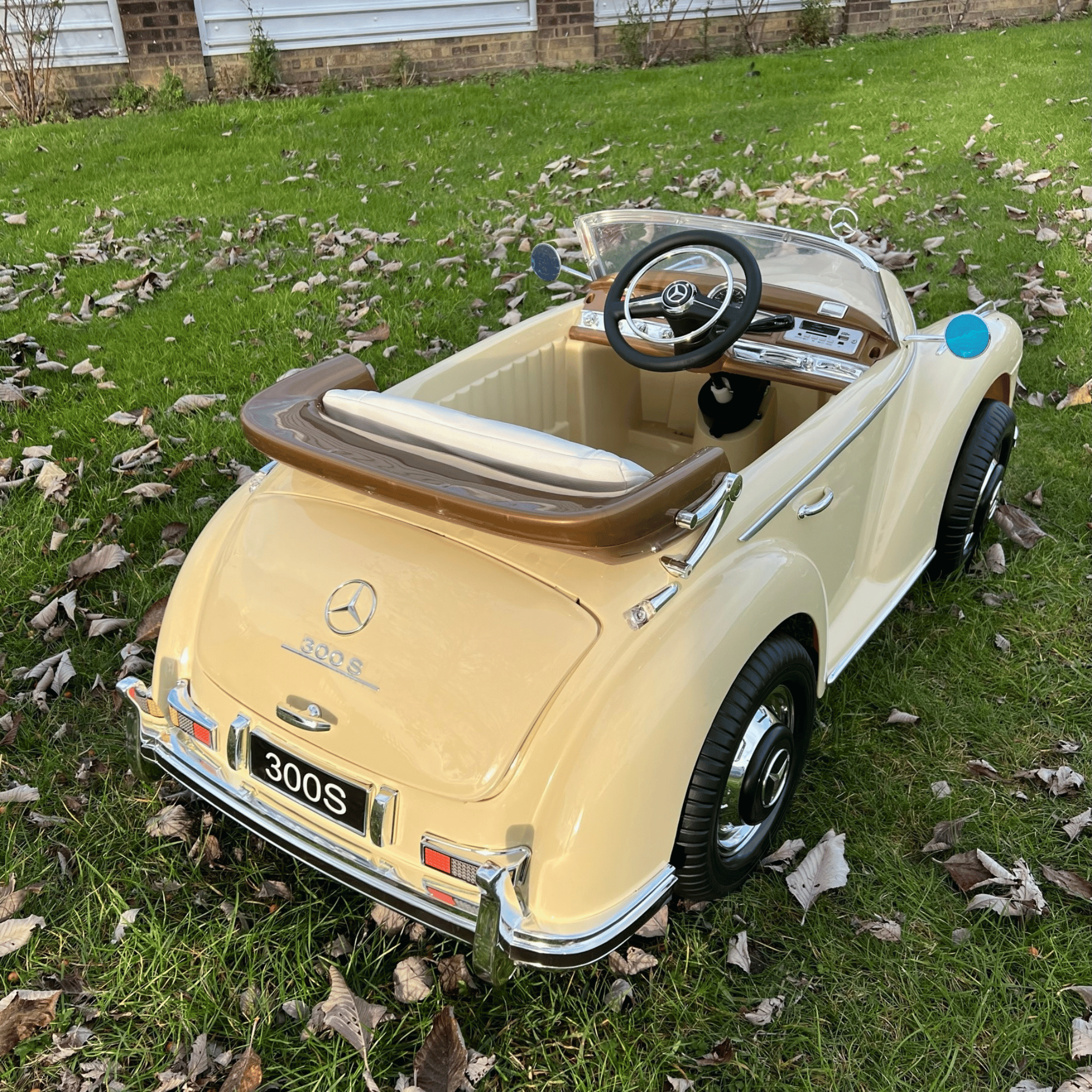 Mercedes Benz Classic 300S