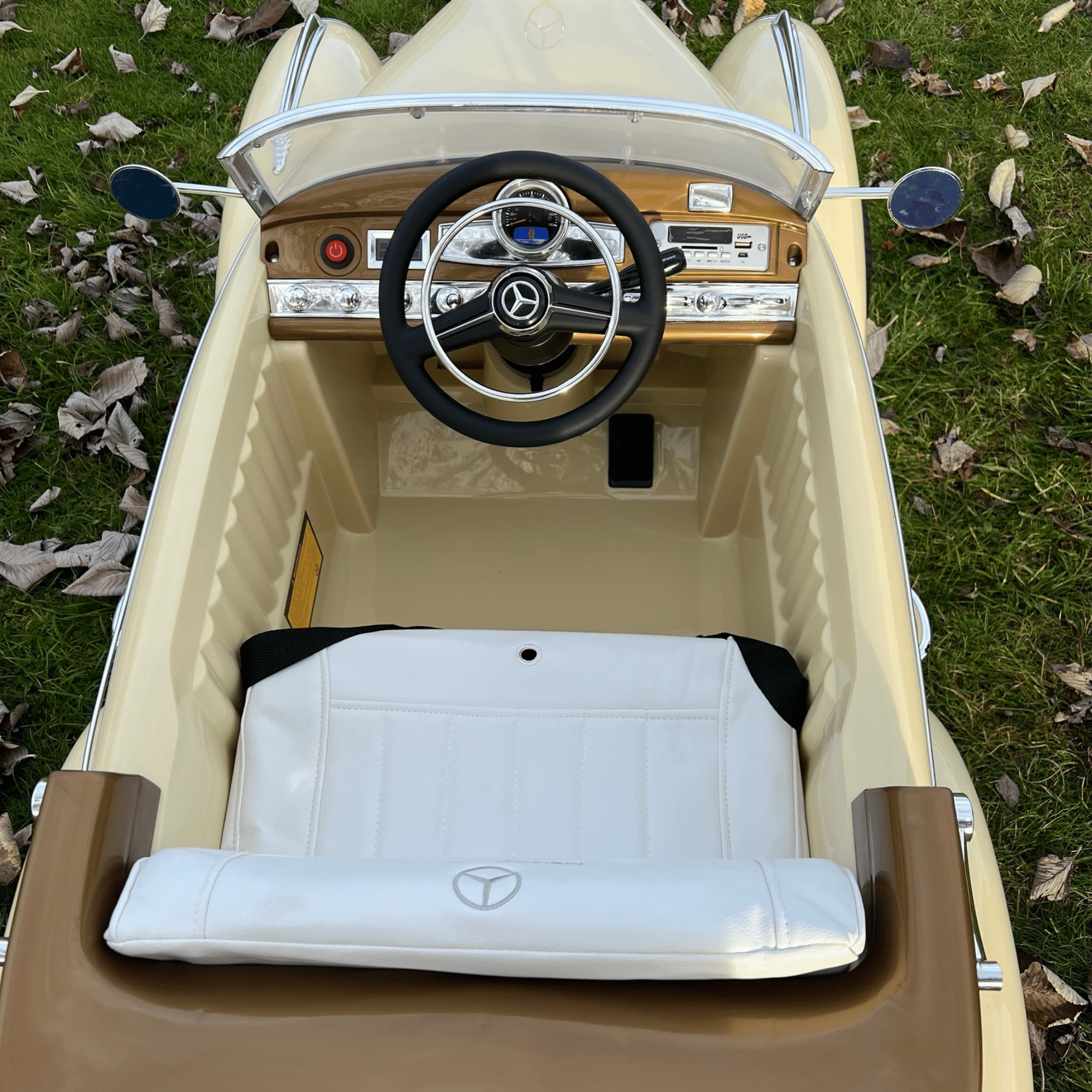 Mercedes Benz Classic 300S