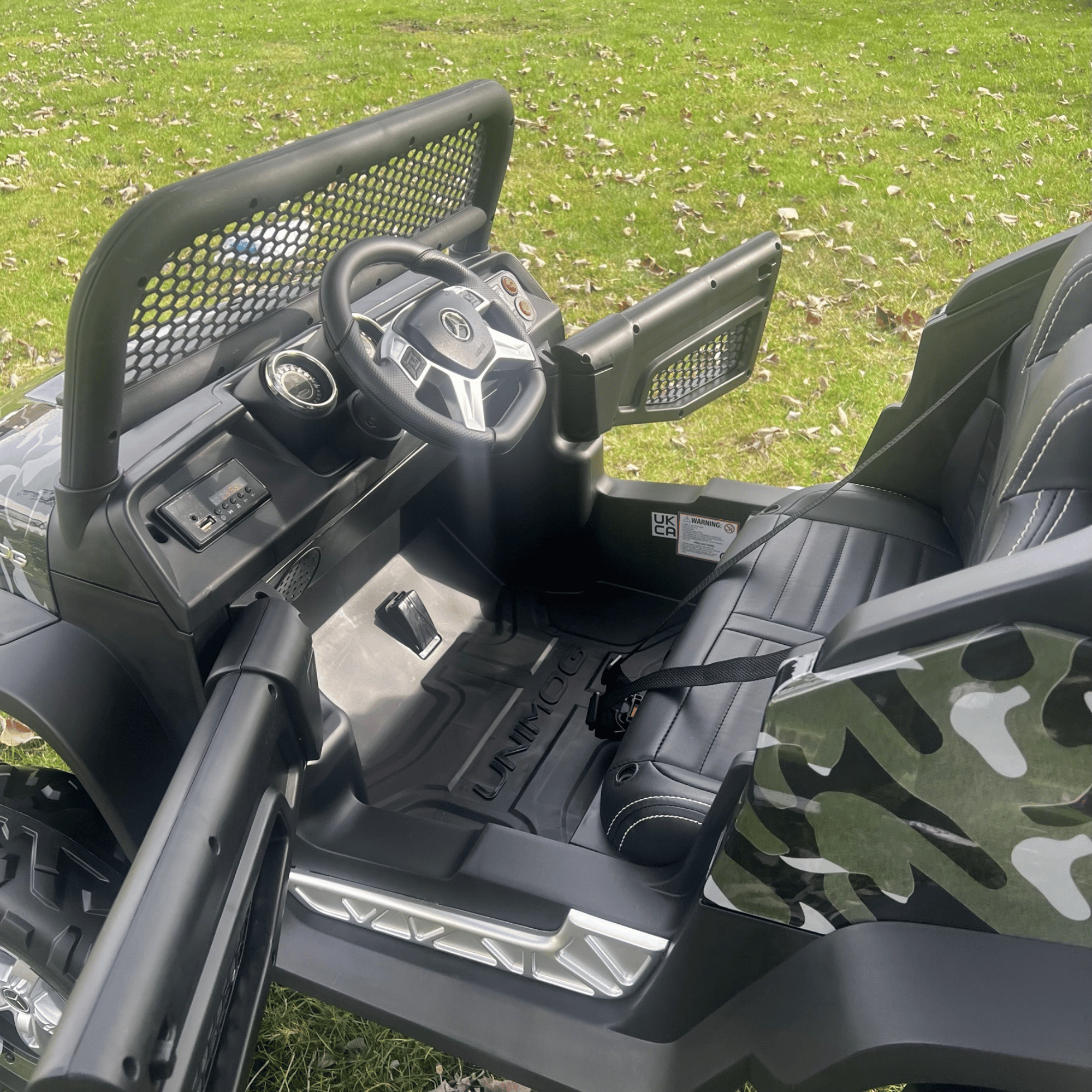 24V Mercedes Benz UniMog - Licensed