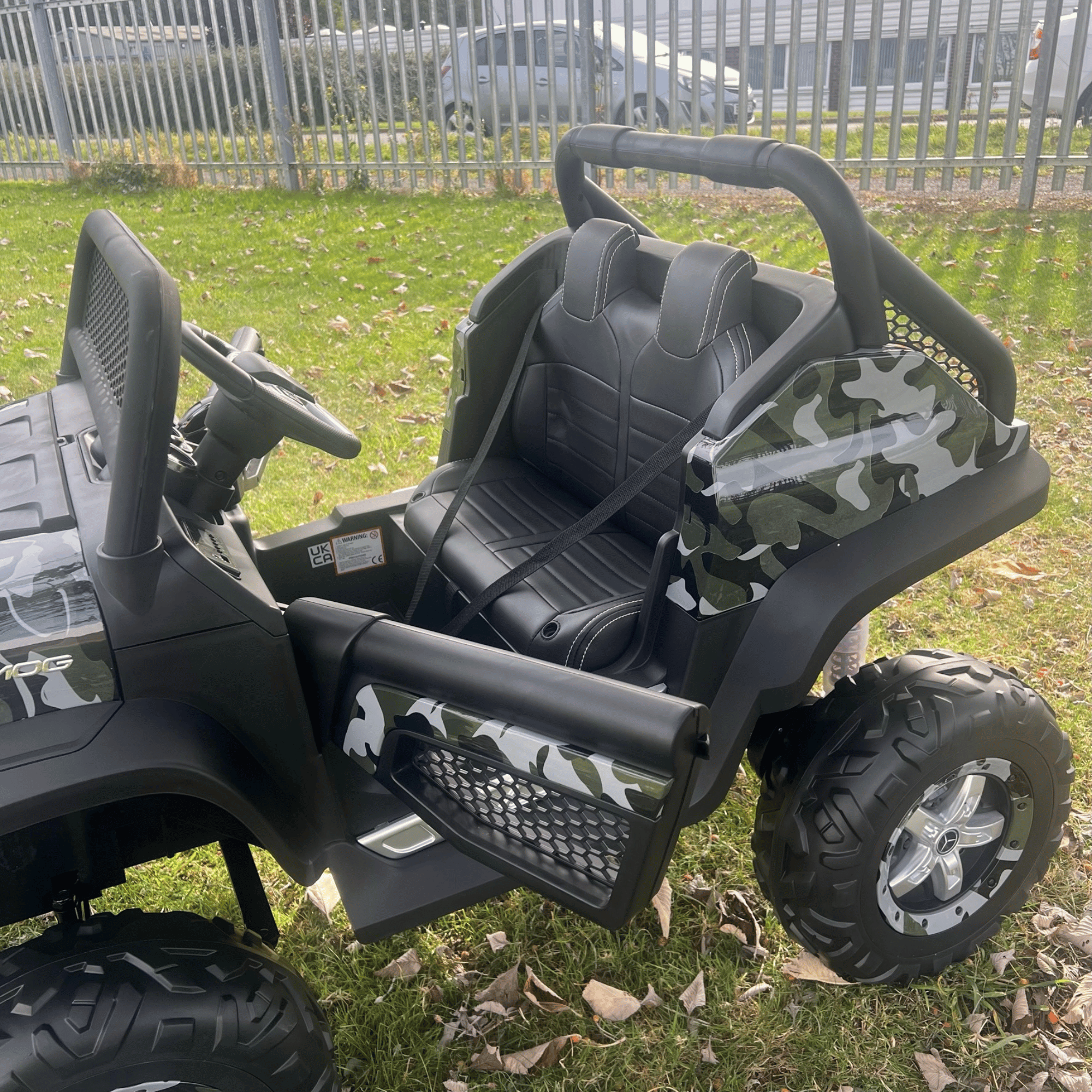 24V Mercedes Benz UniMog - Licensed