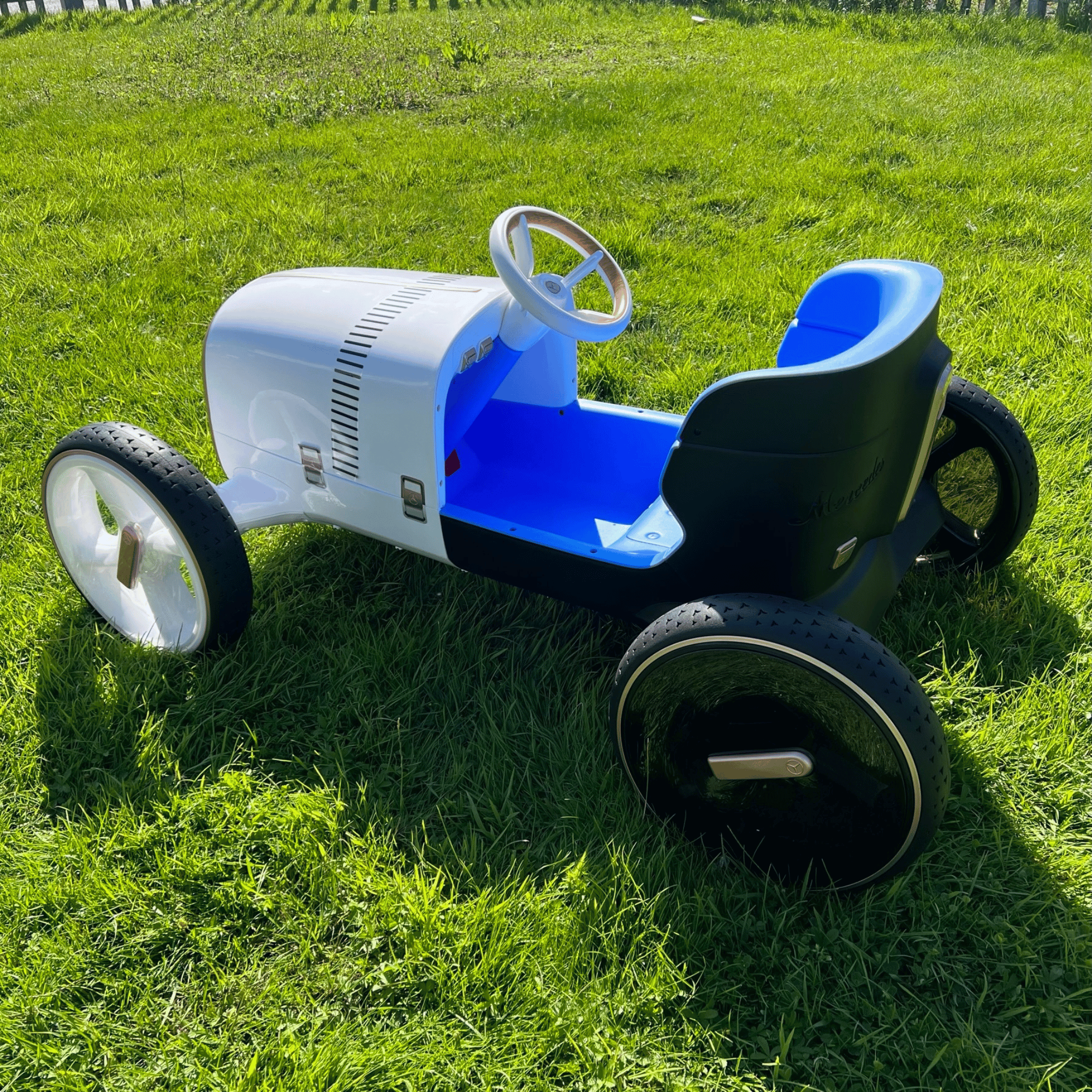 Mercedes Simplex Concept - Licensed