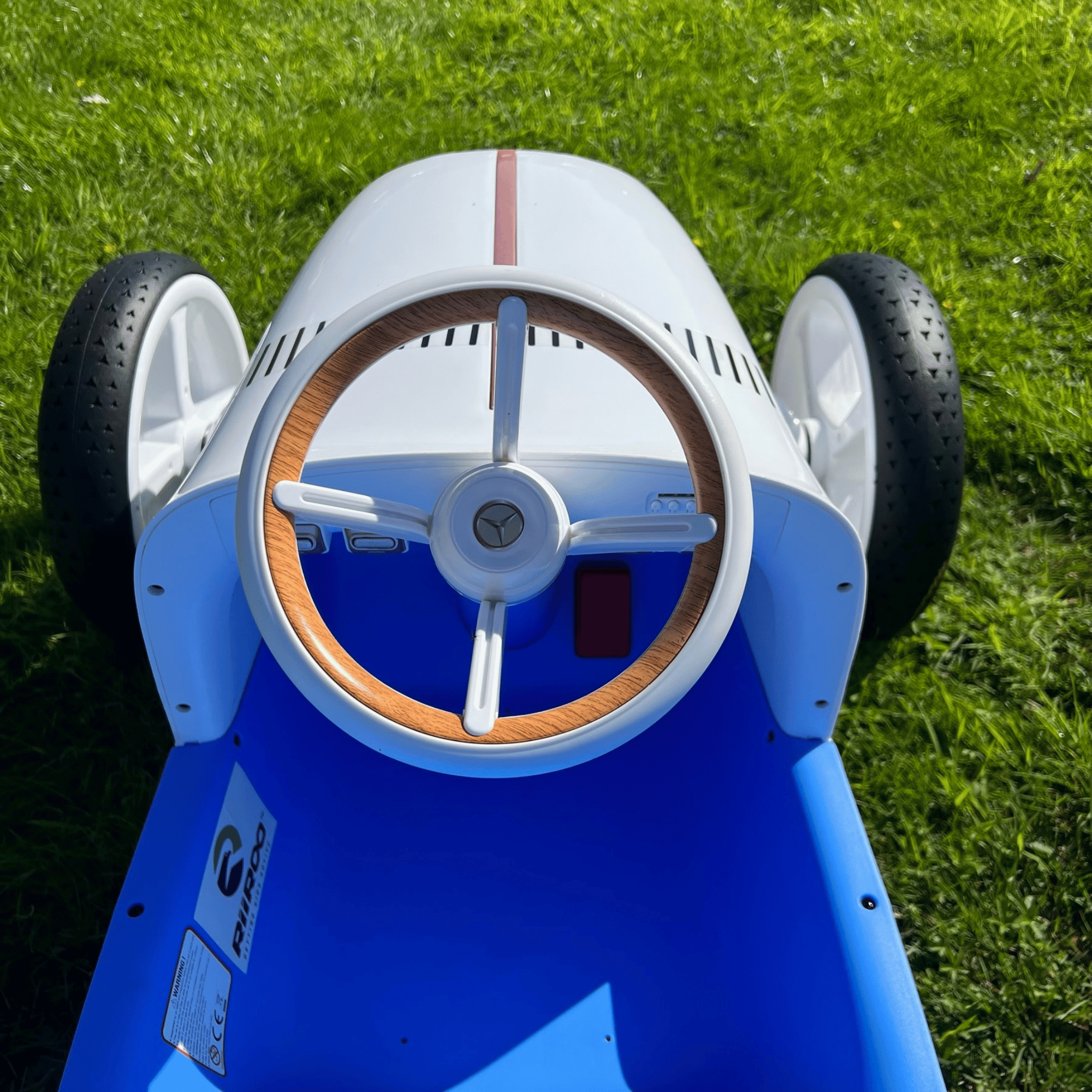 Mercedes Simplex Concept - Licensed