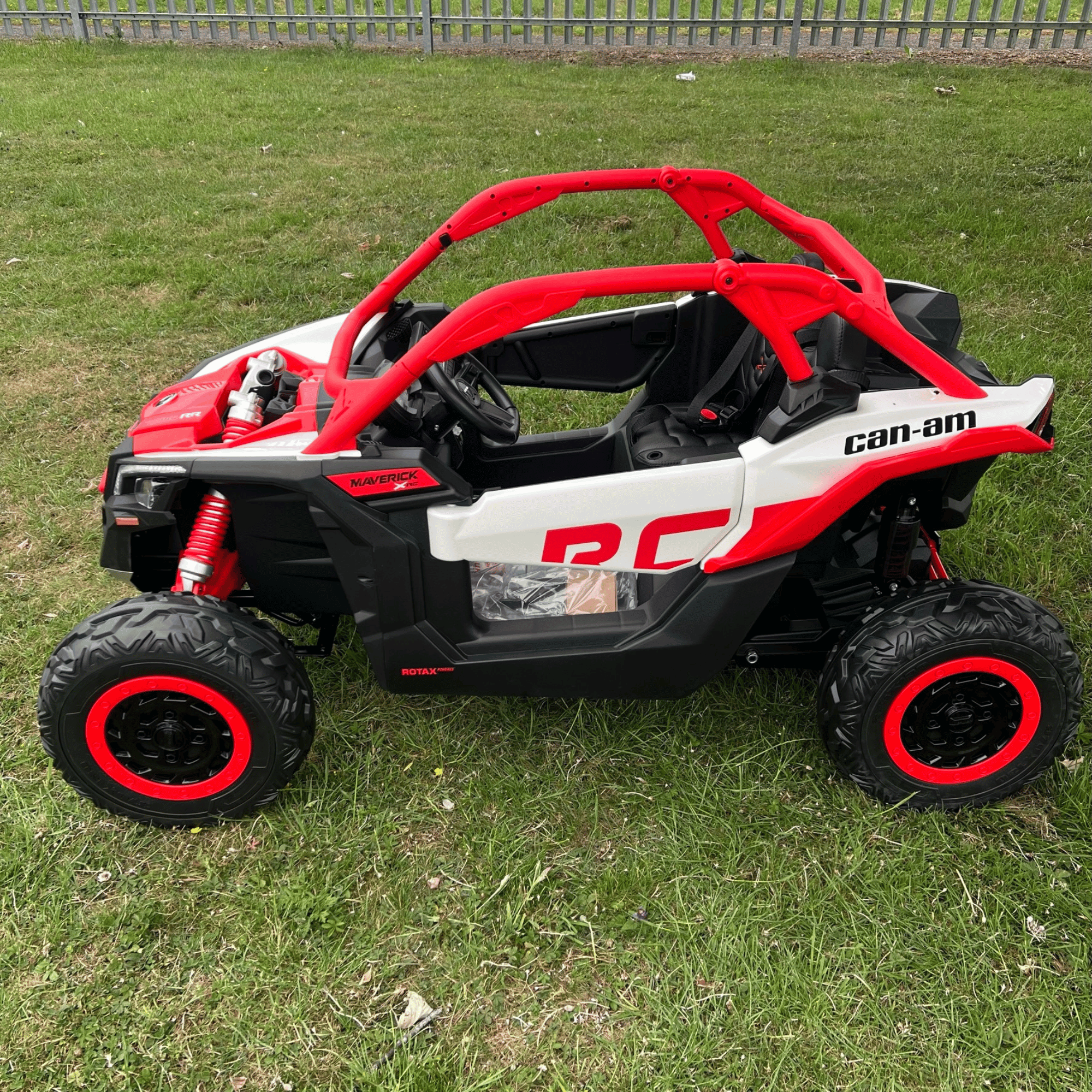 24V Official Can AM Maverick UTV