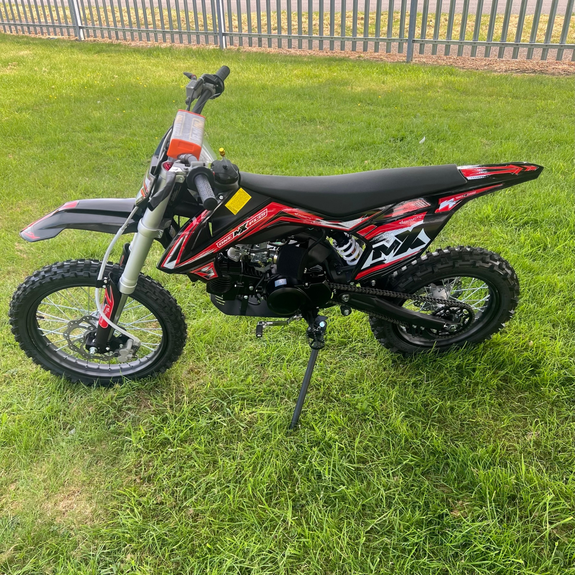 140cc 4-Stroke Teen Petrol Motorbike | OneMX™ PX3S