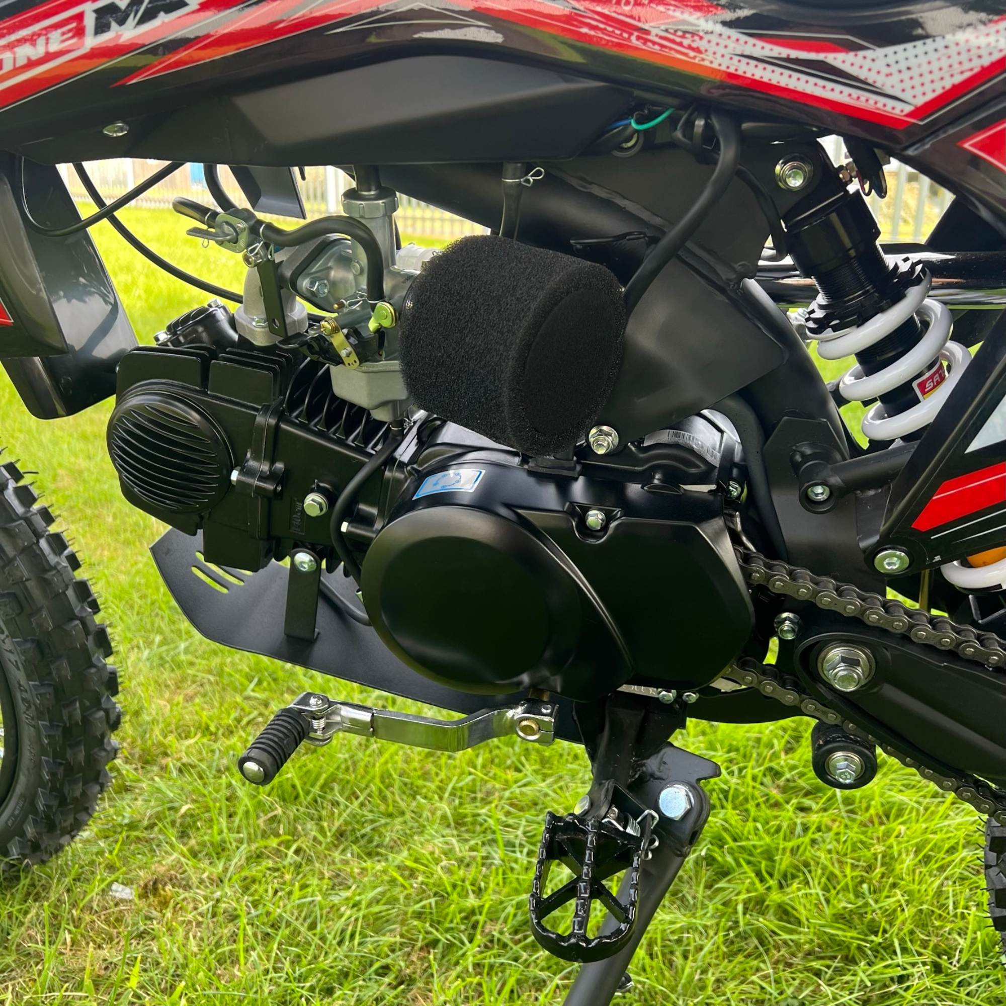 140cc 4-Stroke Teen Petrol Motorbike | OneMX™ PX3S