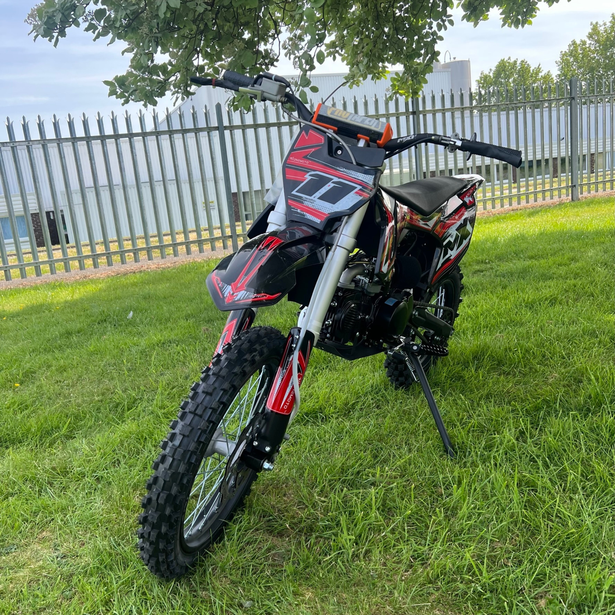 140cc 4-Stroke Teen Petrol Motorbike | OneMX™ PX3S