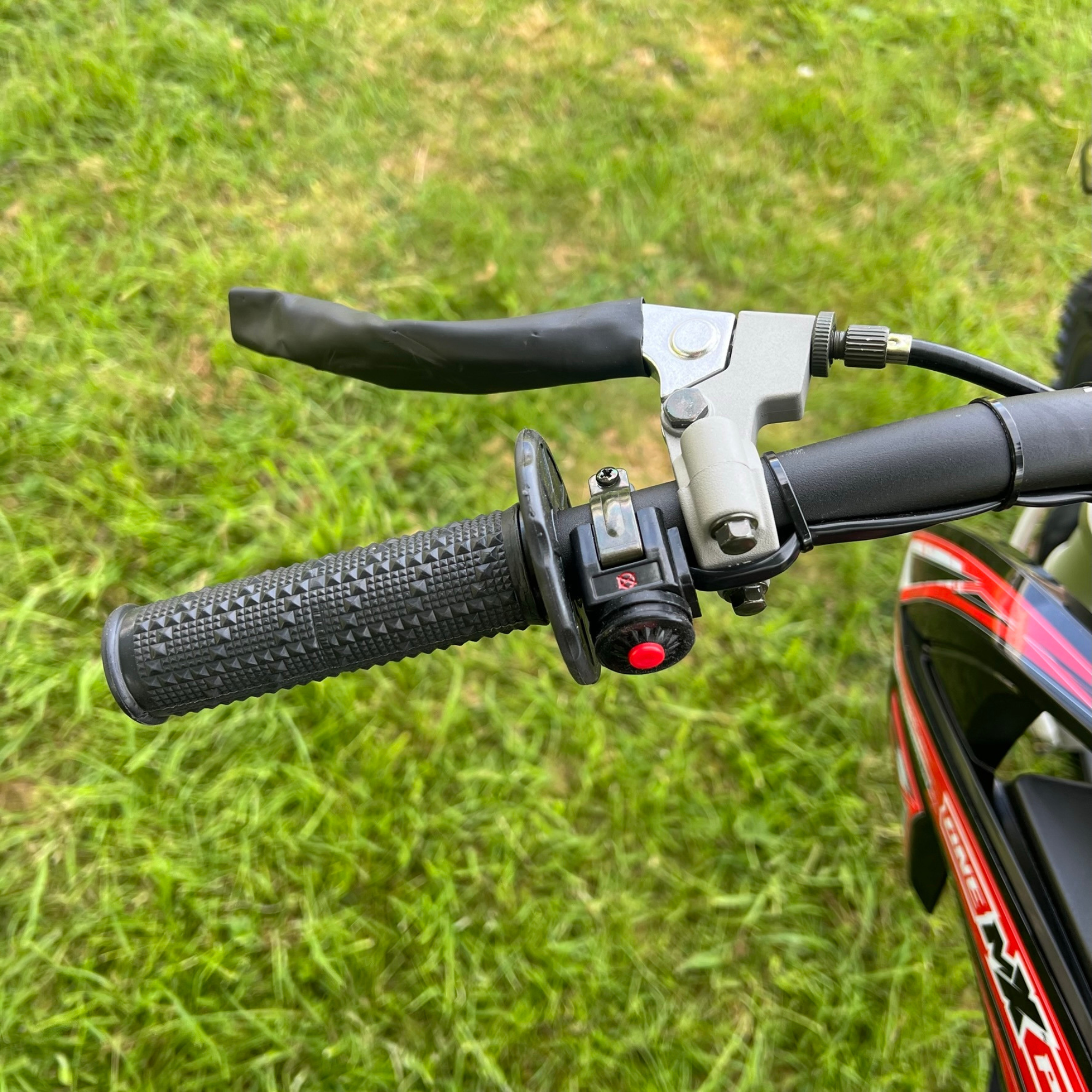 140cc 4-Stroke Teen Petrol Motorbike | OneMX™ PX3S