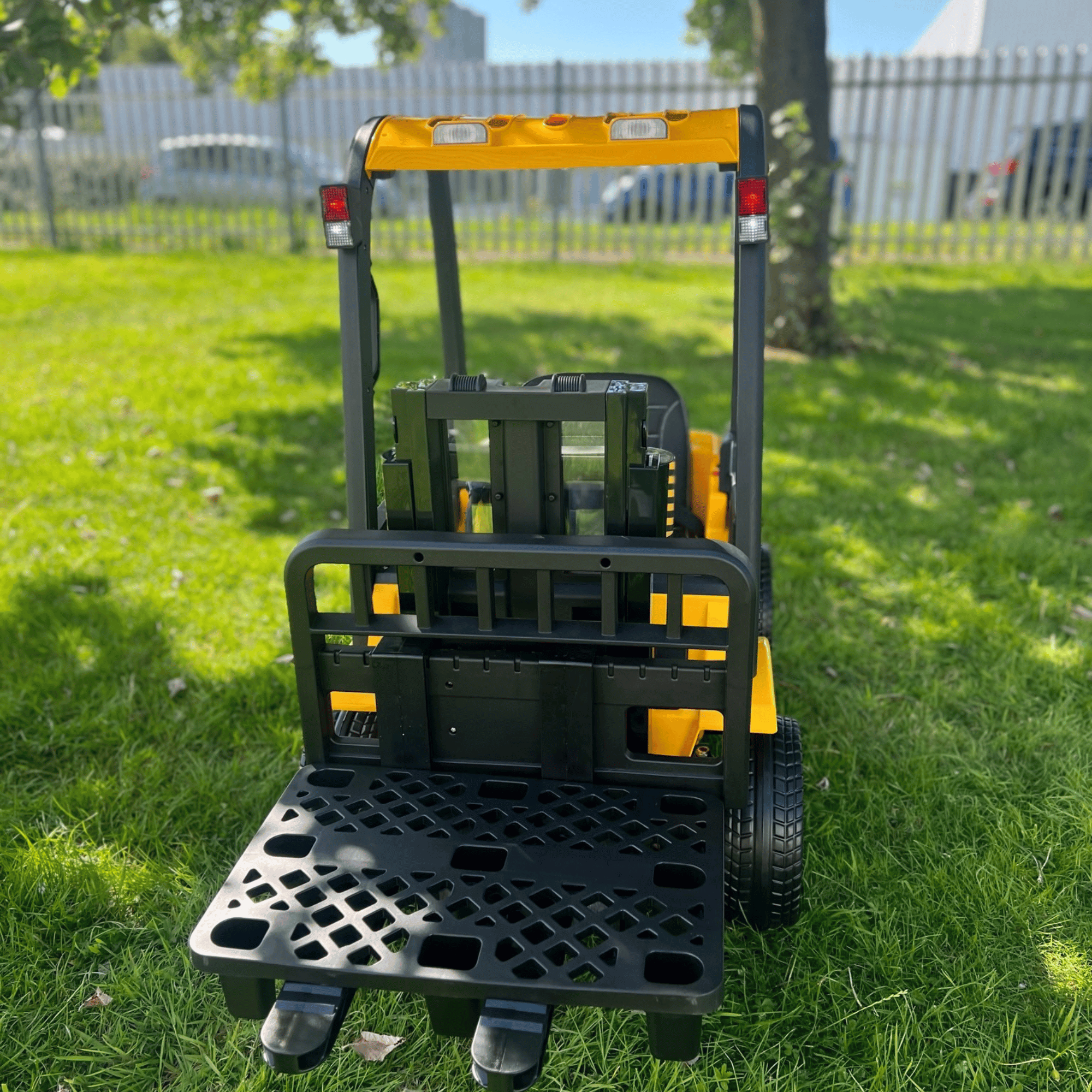RiiRoo Forklift Ride On 12V