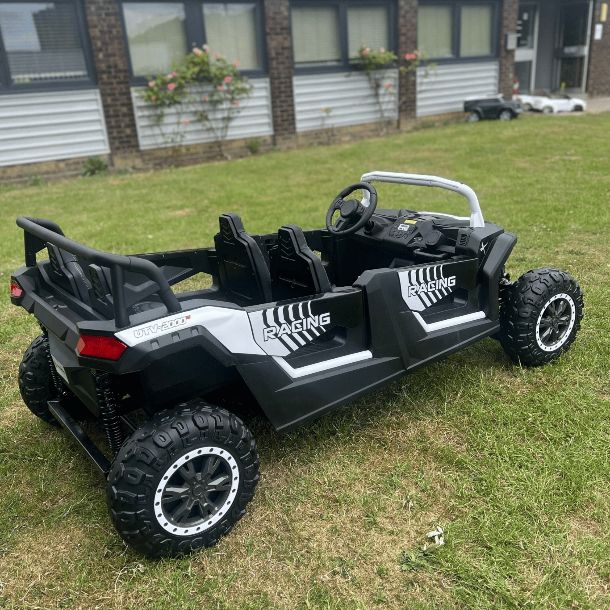 24V RiiRoo OneMX-4 UTV with 4 seats