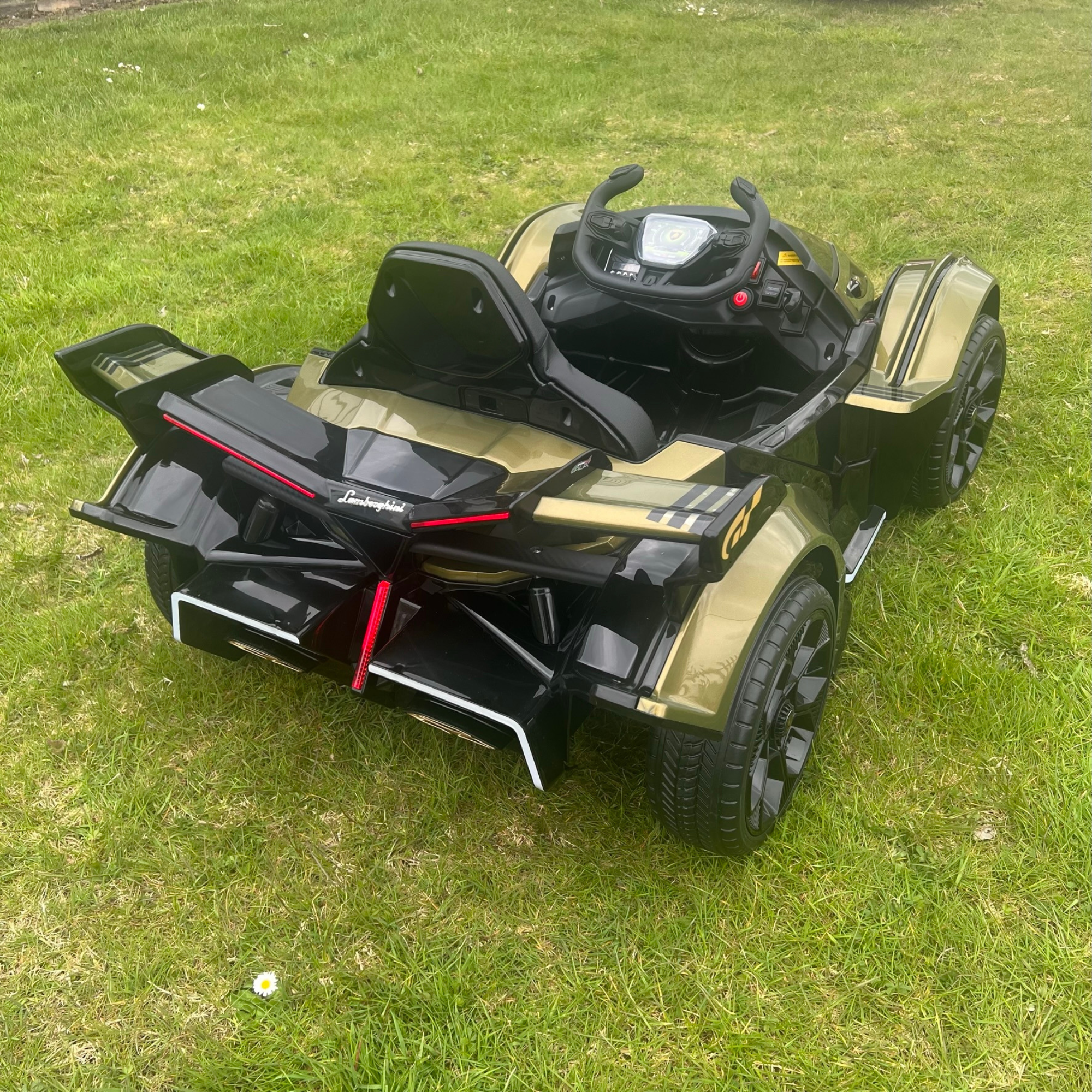 Lamborghini Vision Gran Turismo V12 Edition