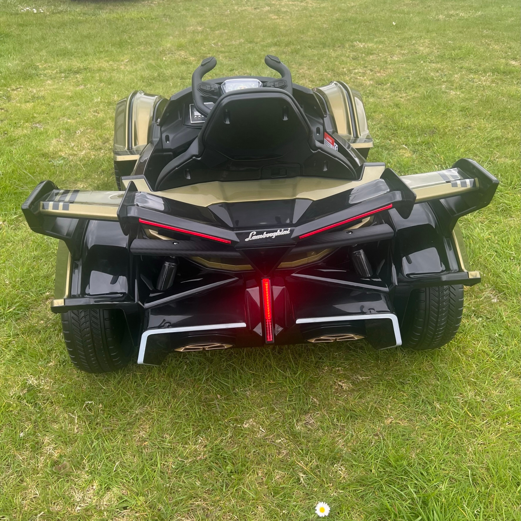 Lamborghini Vision Gran Turismo V12 Edition