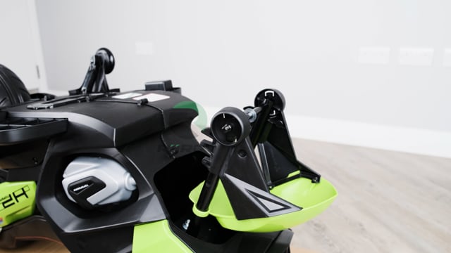 How To Attach The Front Wheel On The RiiRoo TourX™ Touring Motorbike