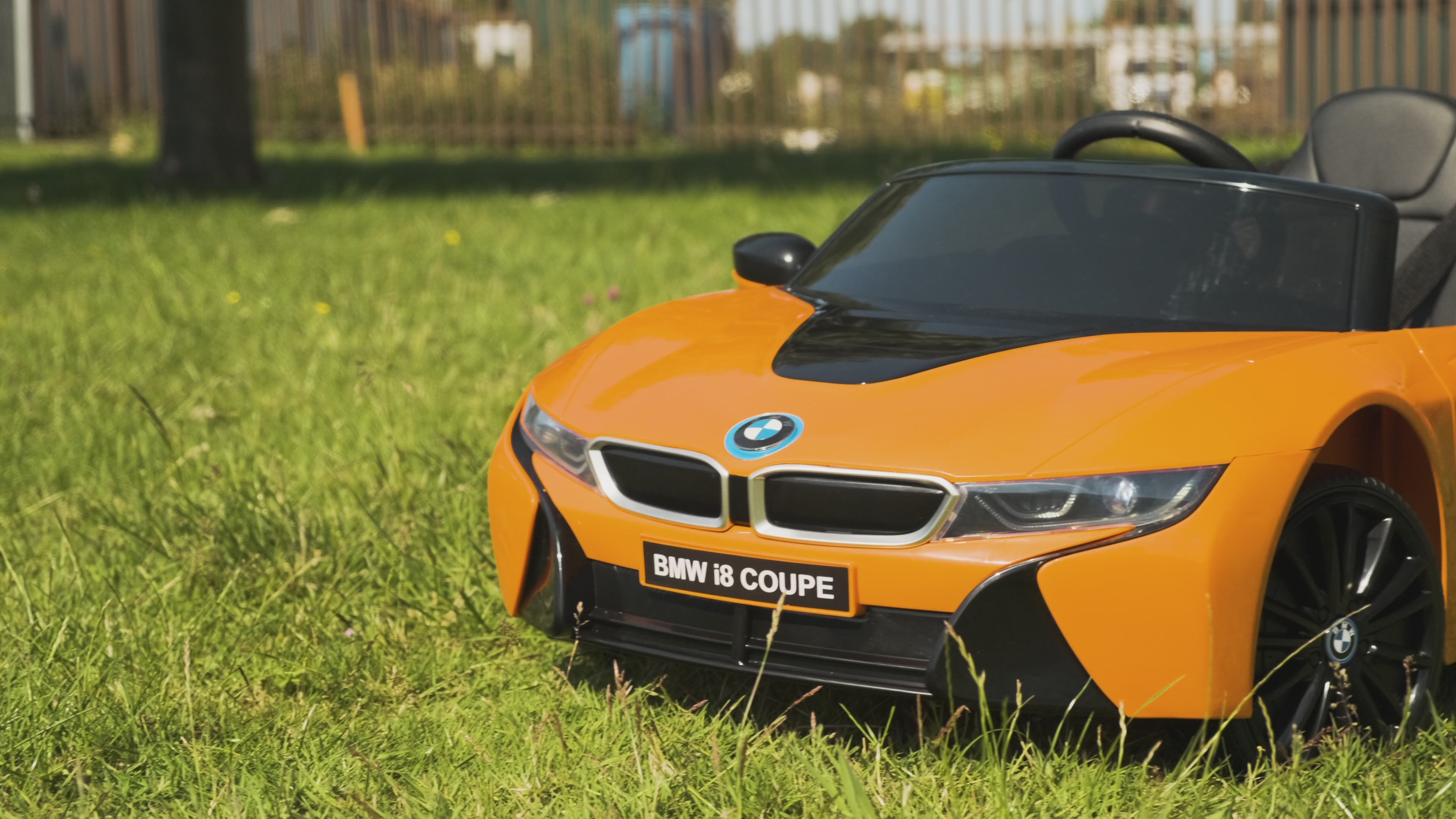 BMW i8 - Licensed