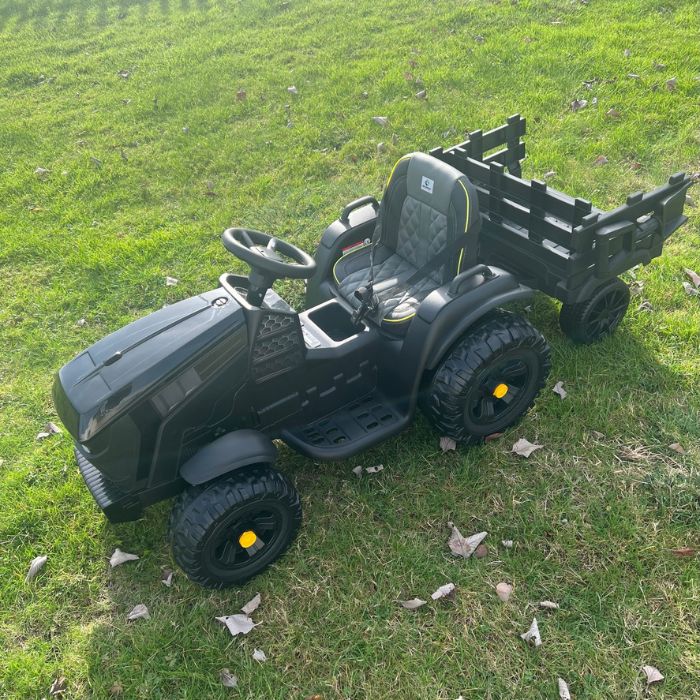 JDX 2S™ 12V Tractor and Trailer