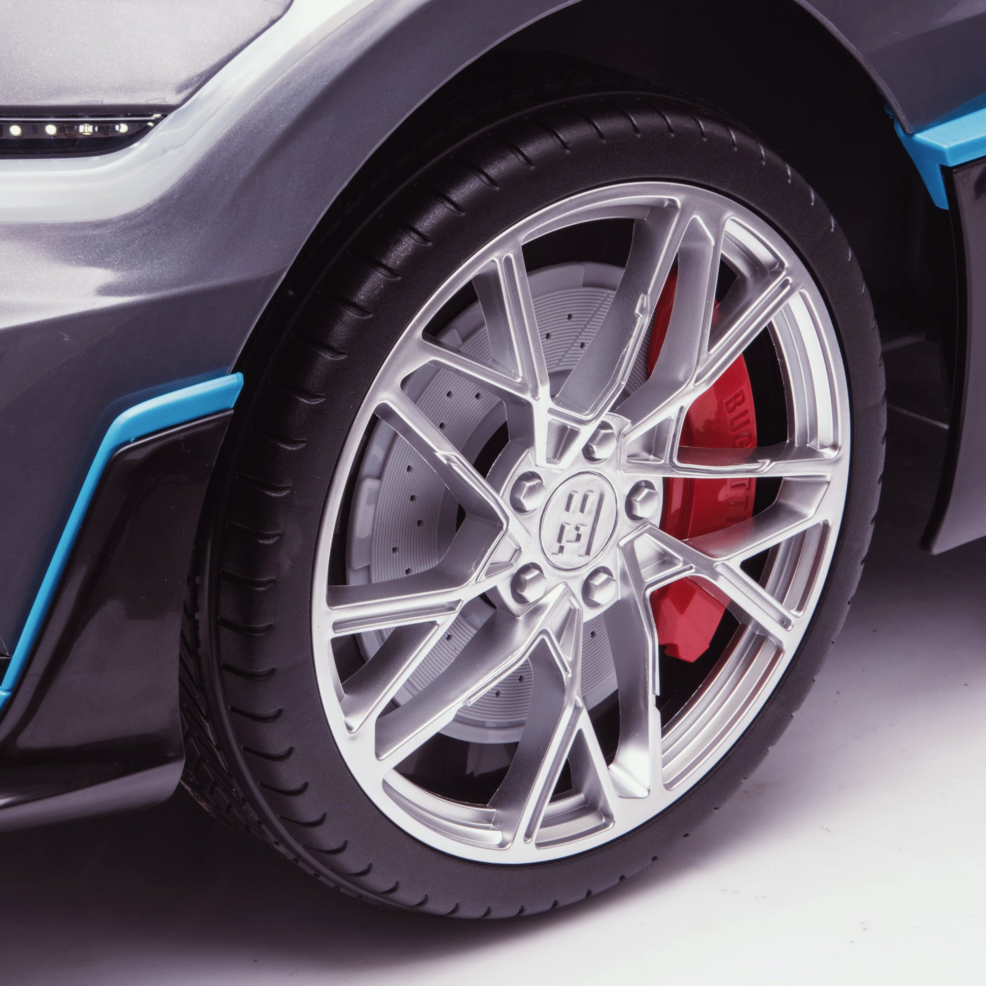 kids bugatti divo licensed ride on electric car supercar with parental remote control lifestyle 2 wheels detail 12v