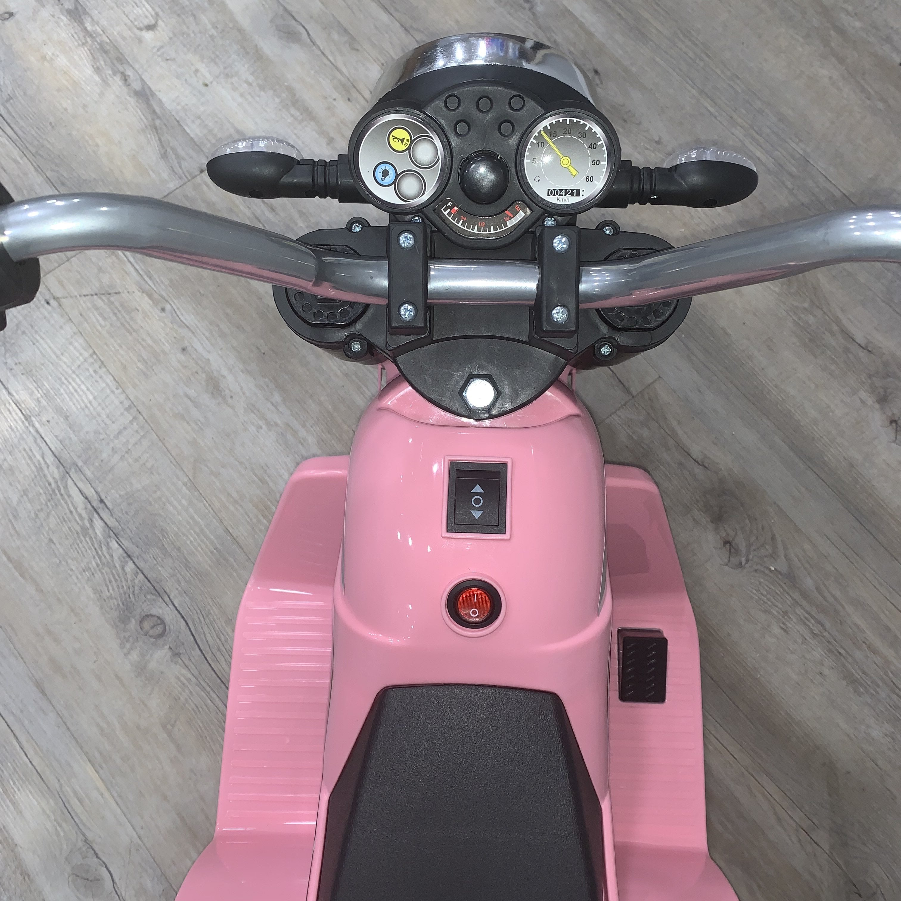 RiiRoo Ducati Chopper Style Kids 6V Battery Electric Ride On Motorbike/Trike