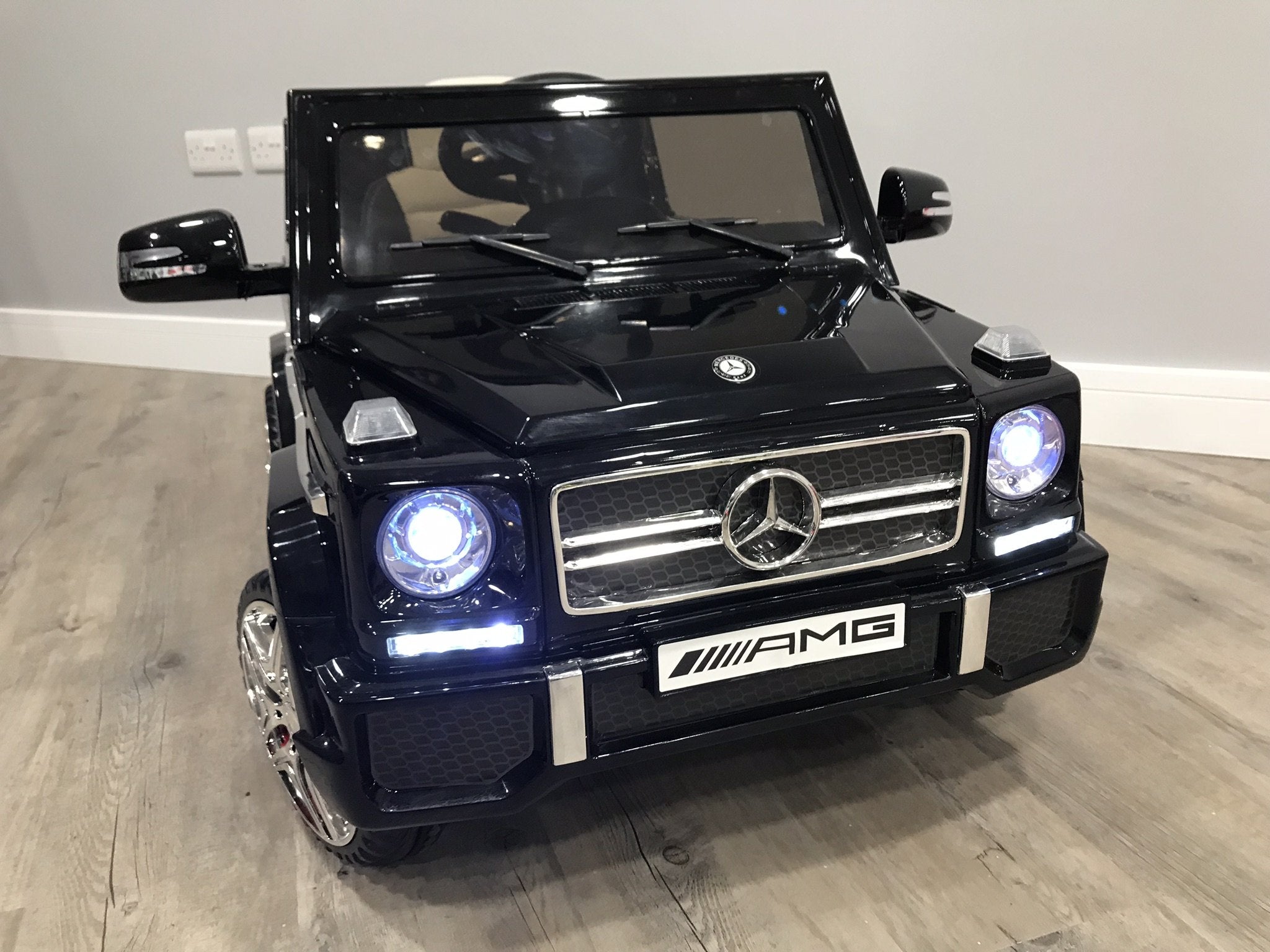 RiiRoo Mercedes G65 Kids Ride On Car - 12V 2WD