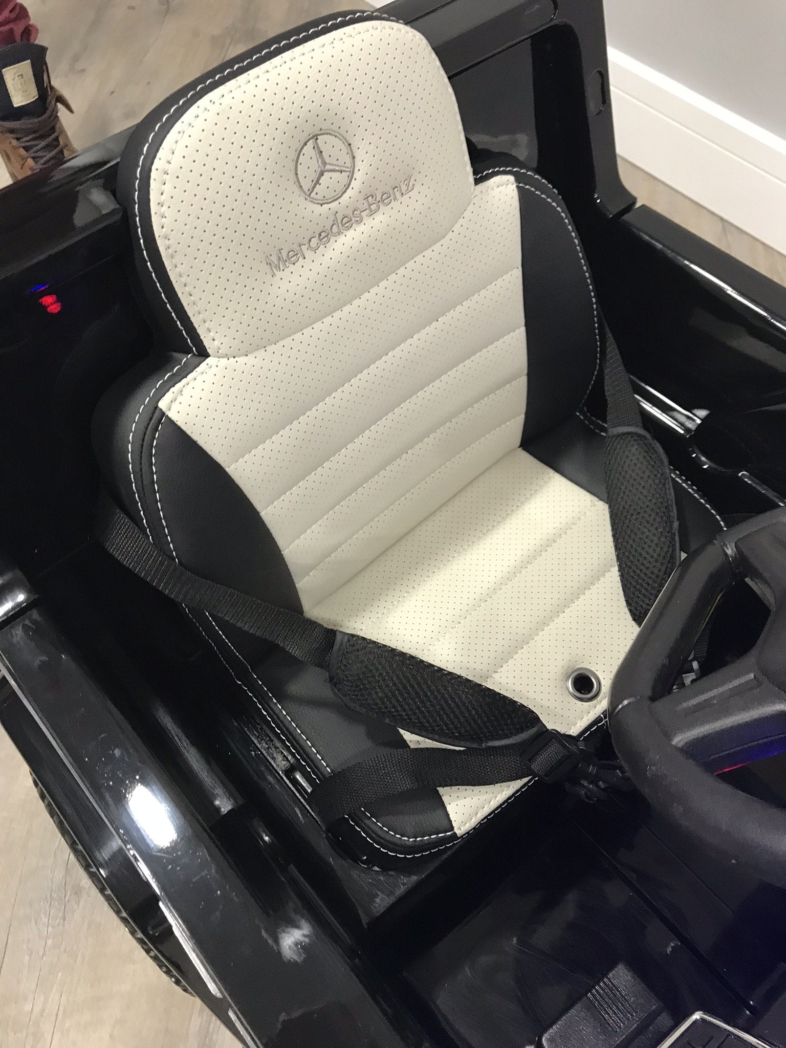 RiiRoo Mercedes G65 Kids Ride On Car - 12V 2WD