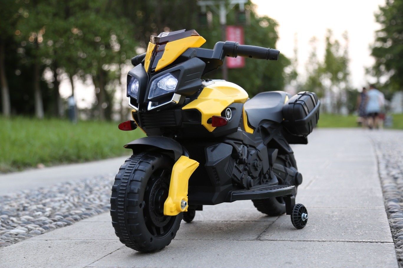 RiiRoo RiiRoo KTM Duke Style Ride On Motorbike/Trike - 6V Yellow