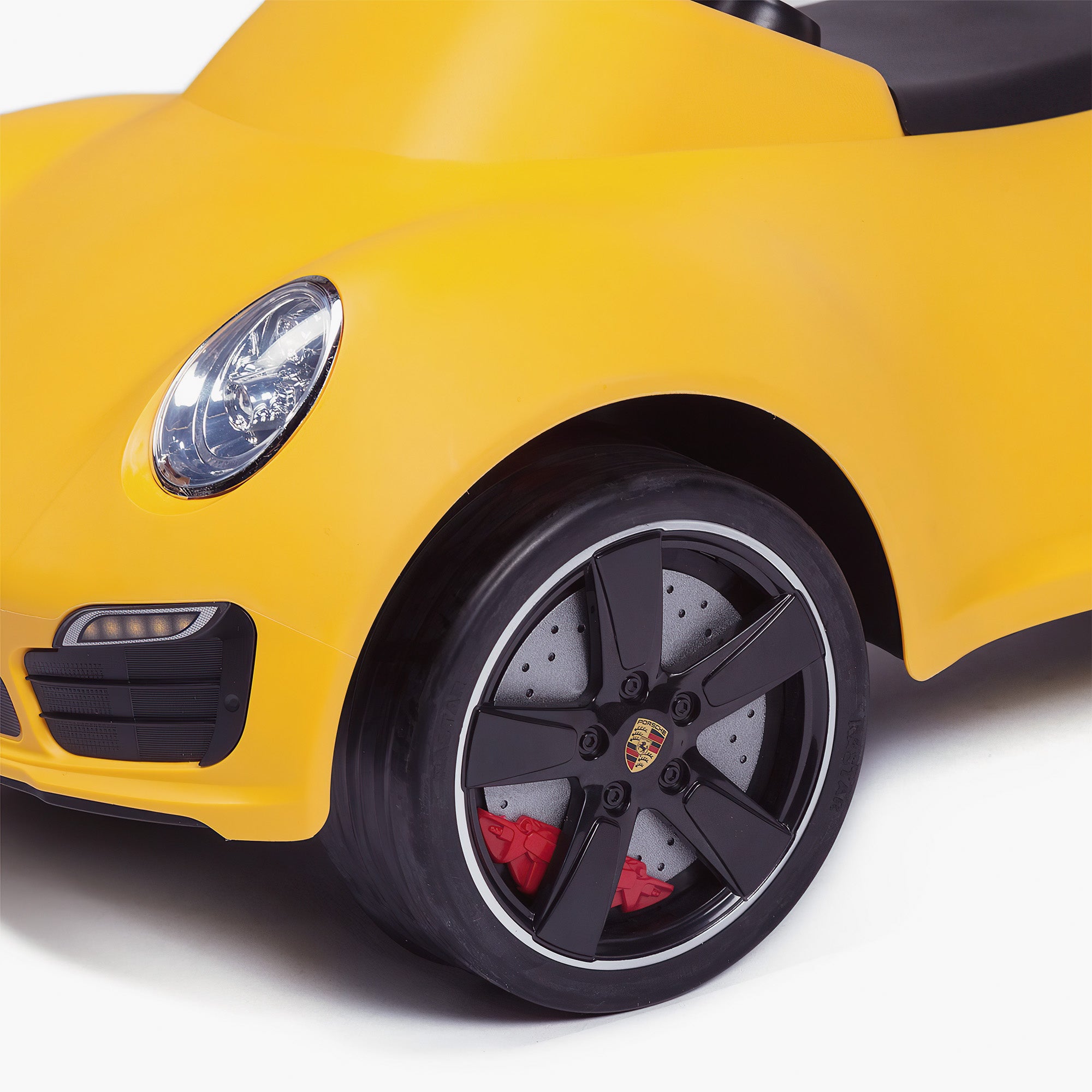 porsche-911-foot-to-floor-car-ride-on-for-kids-10.jpg