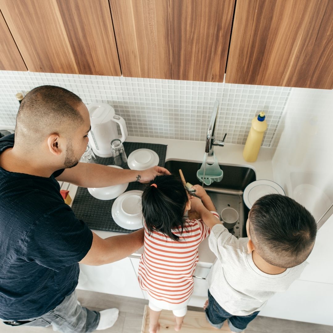 Why It's Important for Parents to Include their Children in Daily Chores