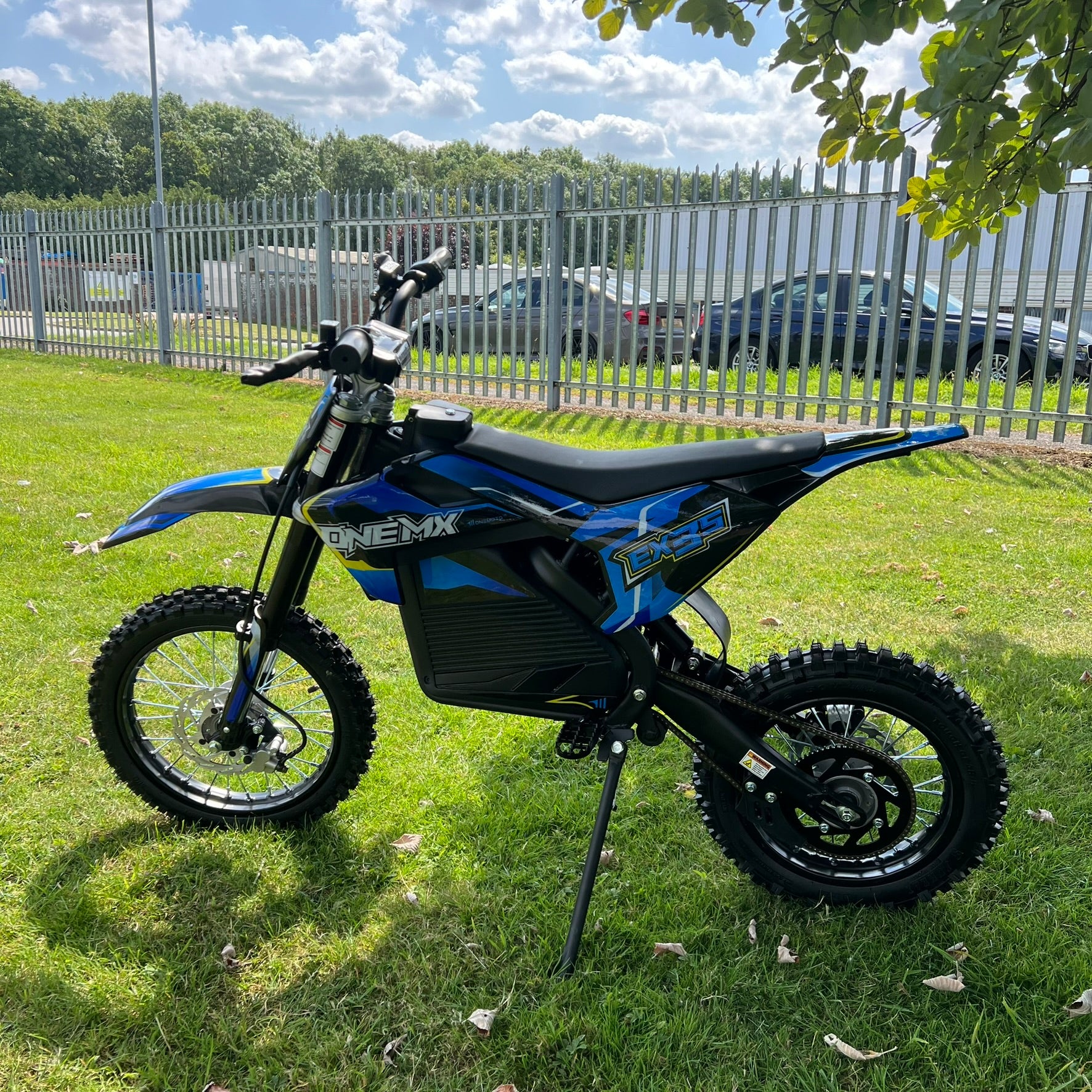 48V 1600W Lithium Electric Dirt Bike for Teens | OneMoto™ OneMX