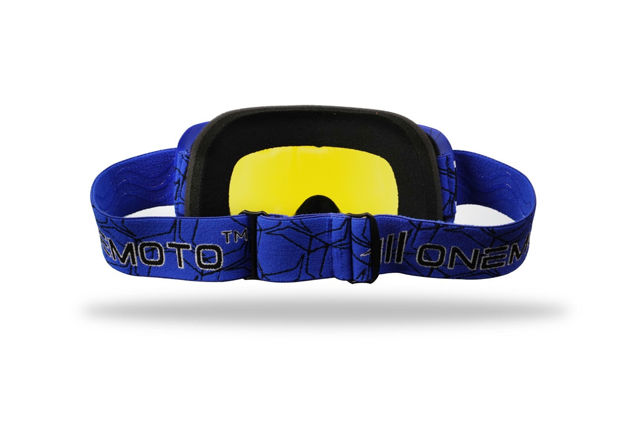 OneMoto Uno Series Helmet and Goggles Bundle - Adult Edition