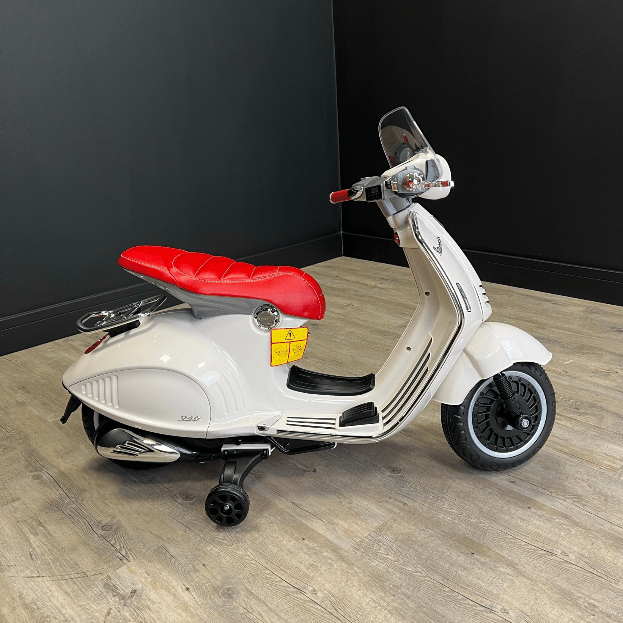 Vespa 946 Lizenziert