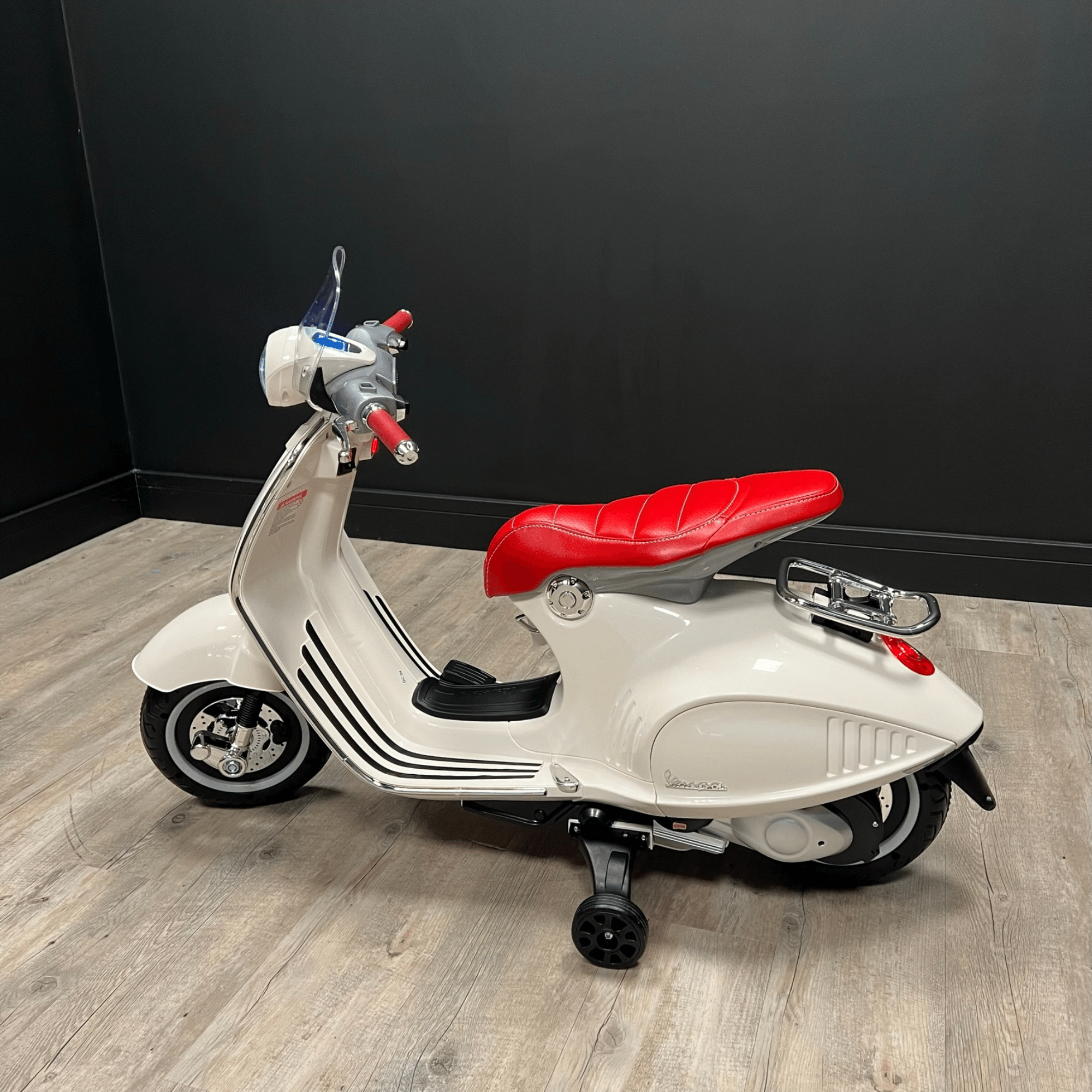 Vespa 946 Lizenziert