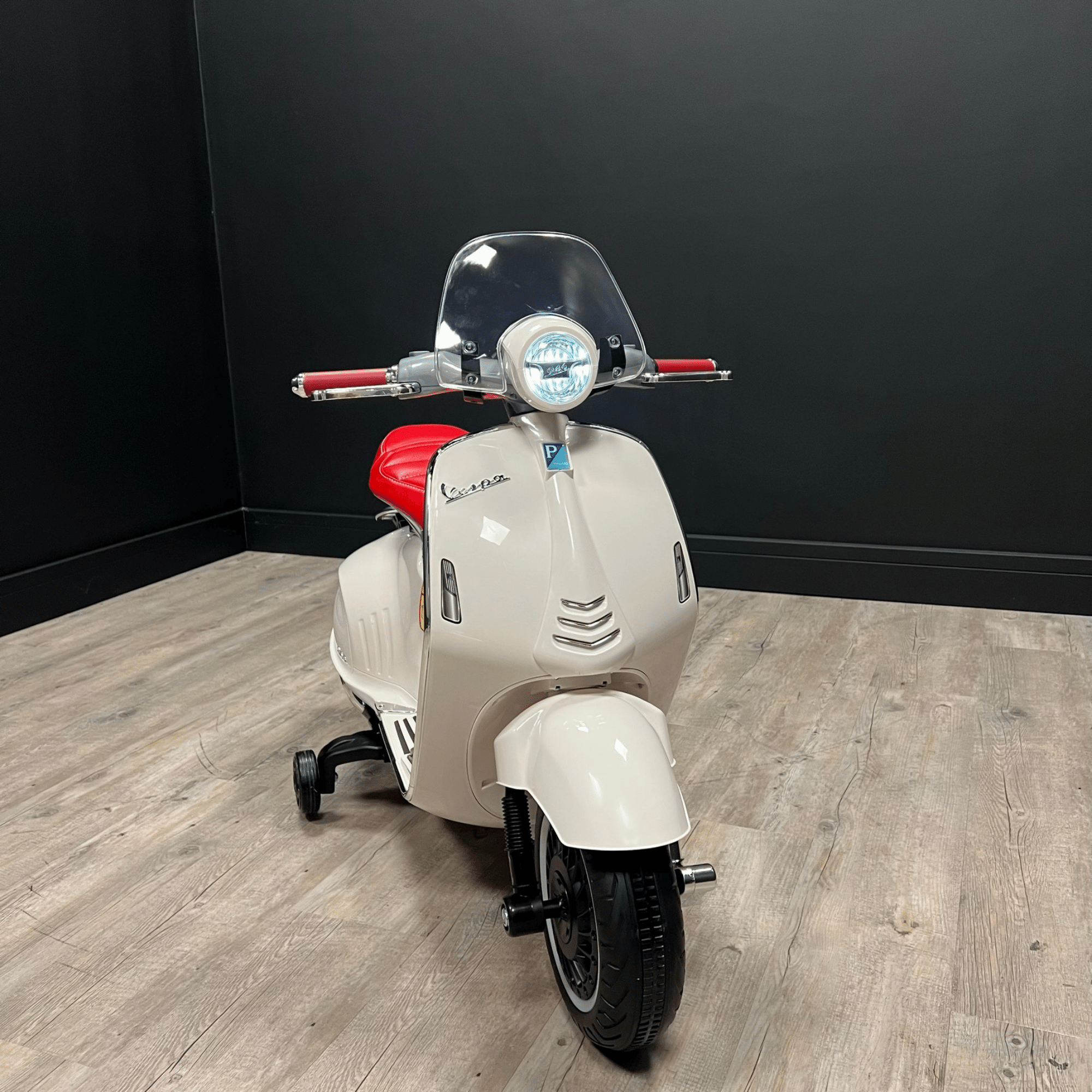 Vespa 946 Lizenziert