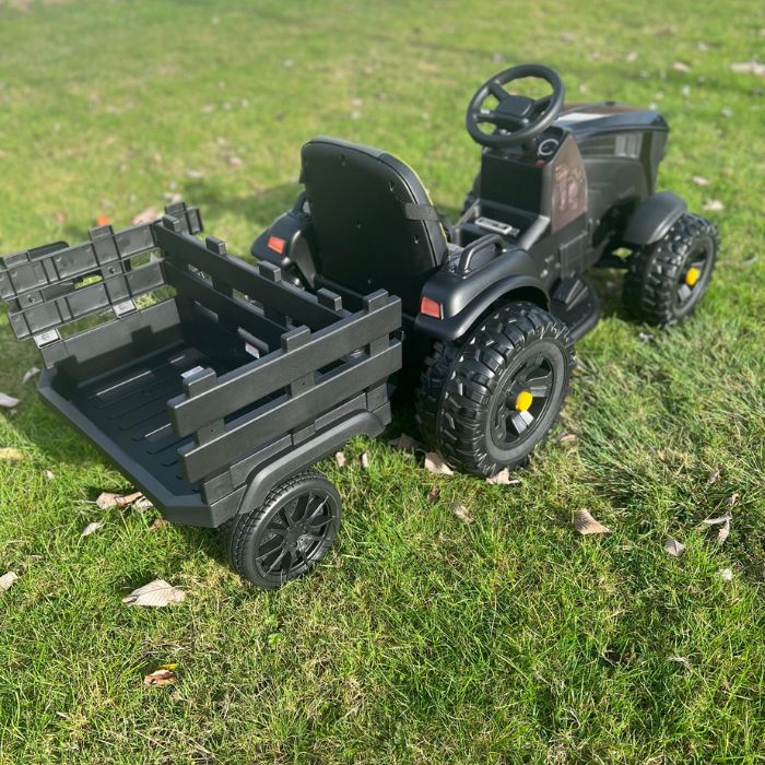JDX 2S™ 12V Tractor and Trailer