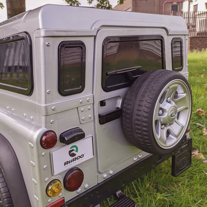 Land Rover Defender (This is Now Discontinued)