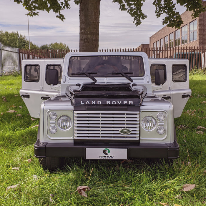 Land Rover Defender (This is Now Discontinued)